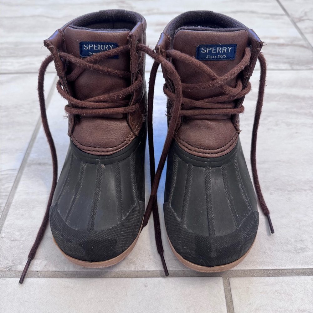 Sperry Toddler Black and Brown Duck Boots for Fall/Winter